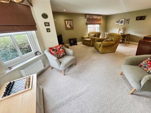 Lounge- click for photo gallery